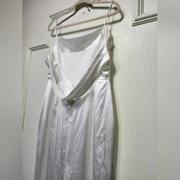 Lulus Lovely Endearment White Satin Sleeveless Backless Maxi Dress Wedding - Picture 10 of 11